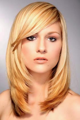 corte de cabelo liso feminino