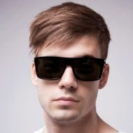 Corte de cabelo liso masculino