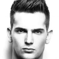 Corte de cabelo masculino curto dos lados