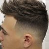 Corte de cabelo masculino em degrade