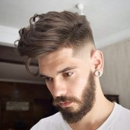 Novo corte de cabelo masculino